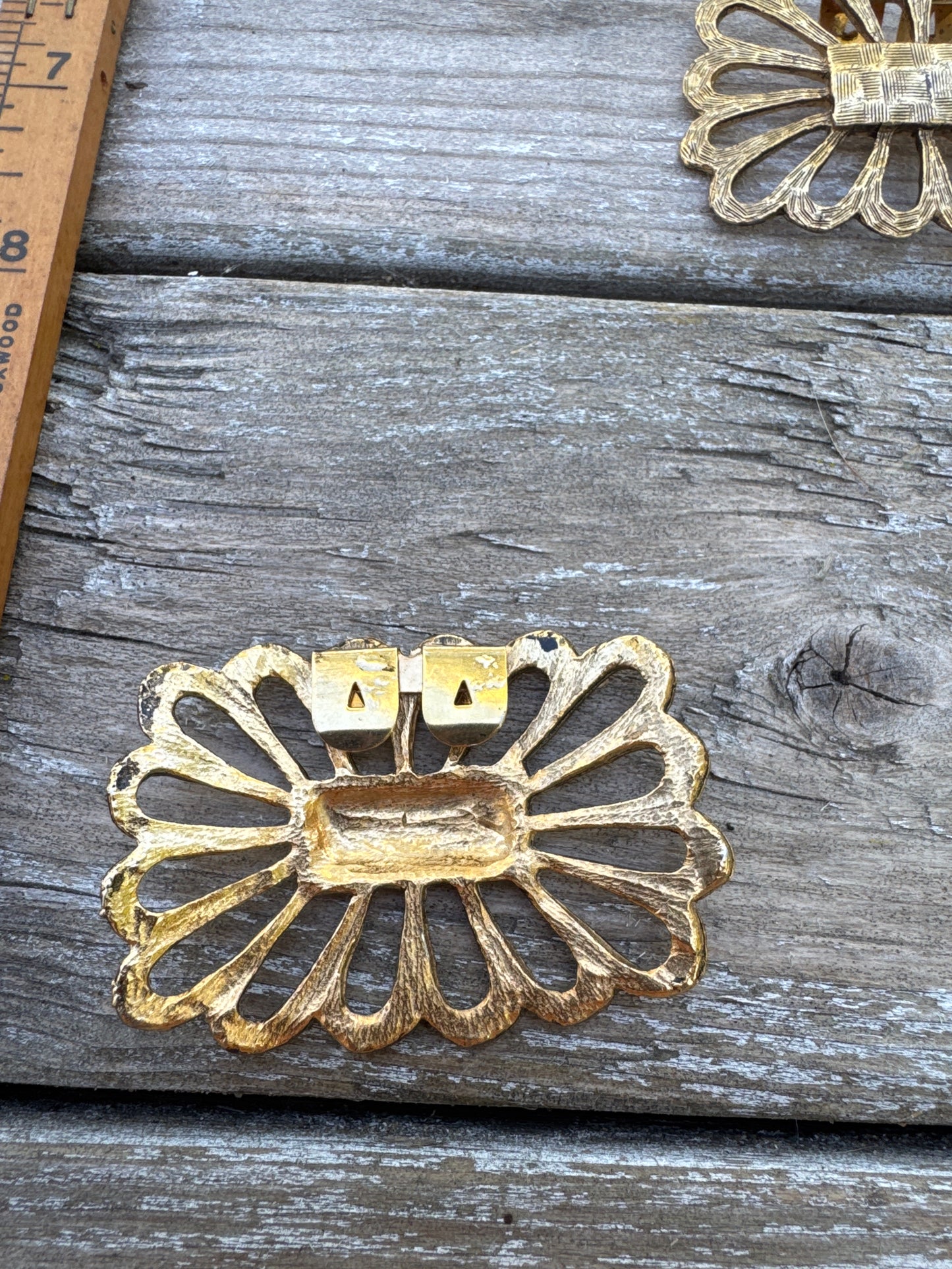 Vintage Gold Tone Filigree Shoe Clips - Ornate Art Deco Style Pair