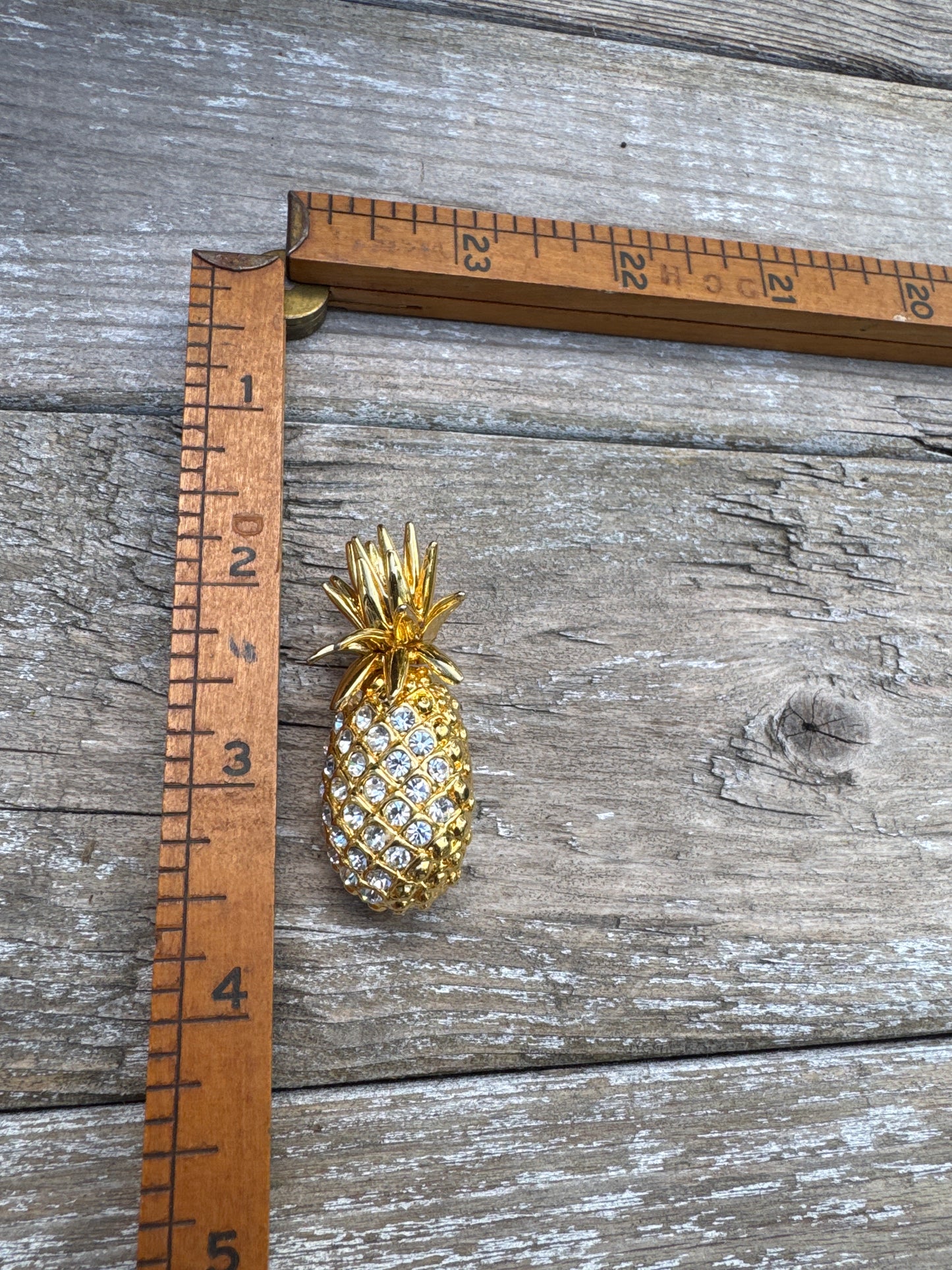 Adorable Vintage Rhinestone Pineapple Brooch - Tropical Hospitality Pin