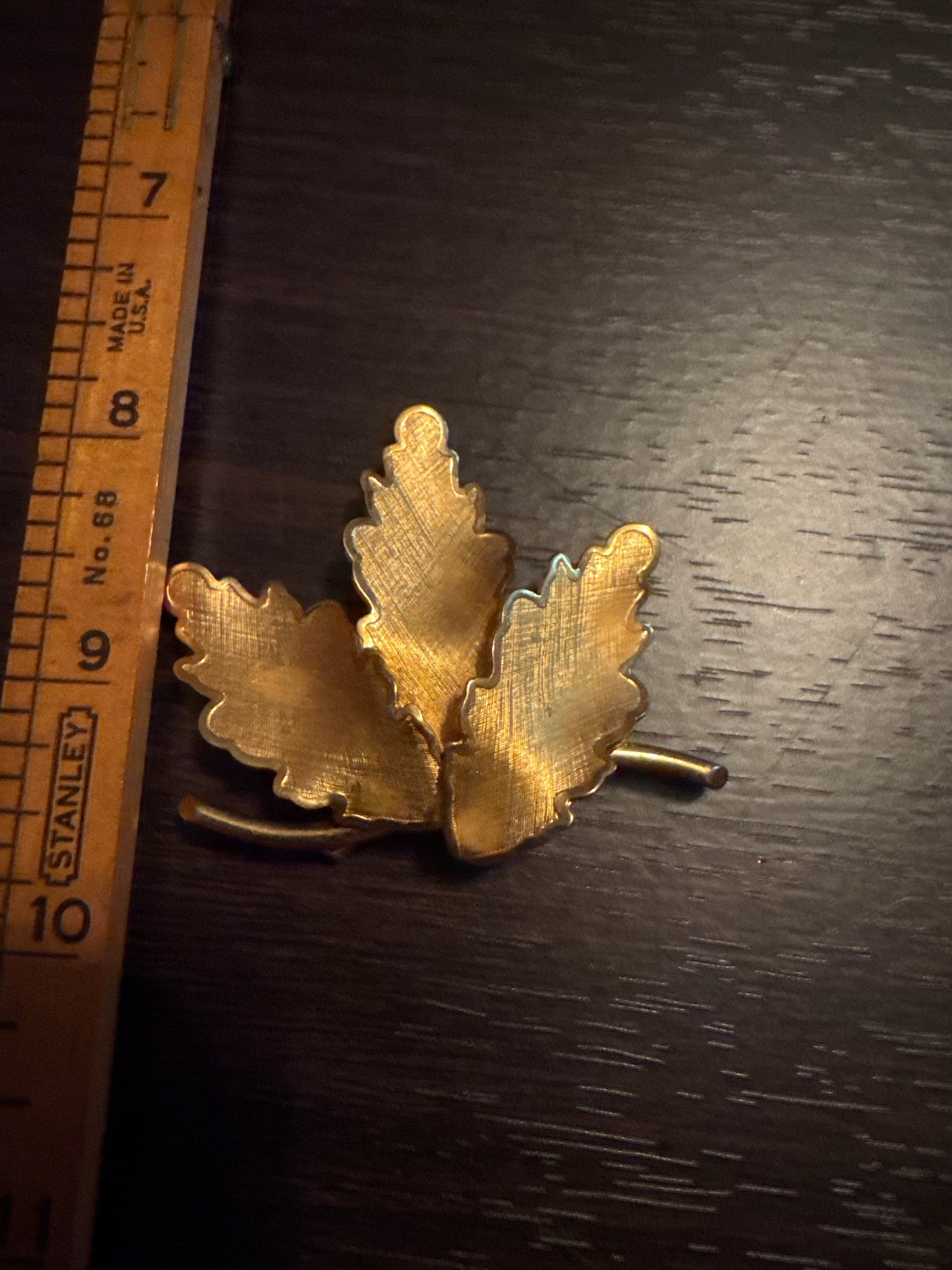 Vintage Coro Gold Maple Leaf Brooch - Canadian Autumn Pin