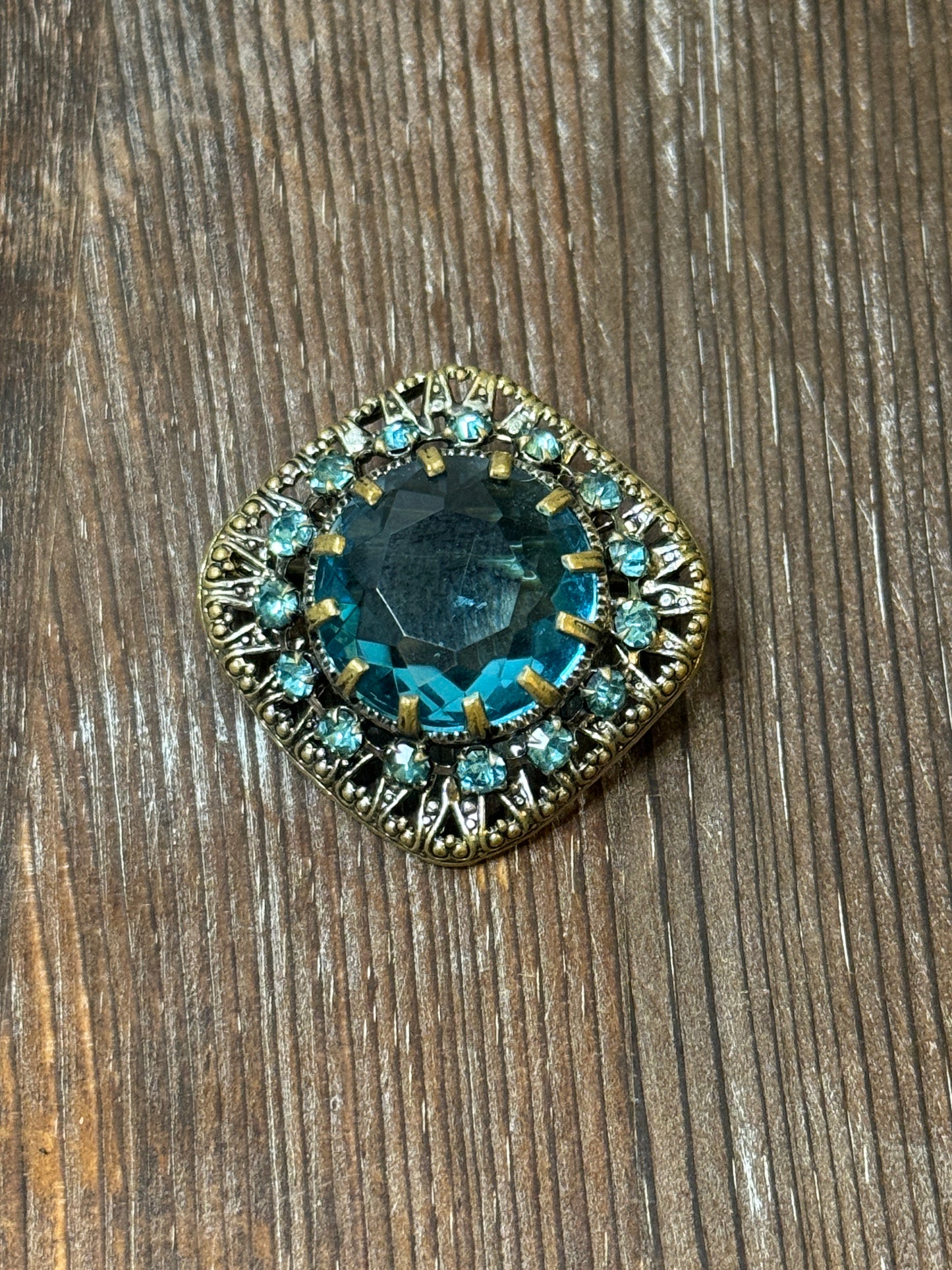 1950s Vintage Aqua Crystal Brooch - Excellent Condition