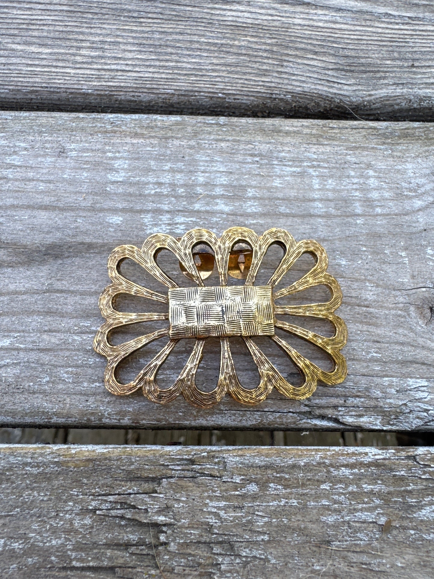 Vintage Gold Tone Filigree Shoe Clips - Ornate Art Deco Style Pair