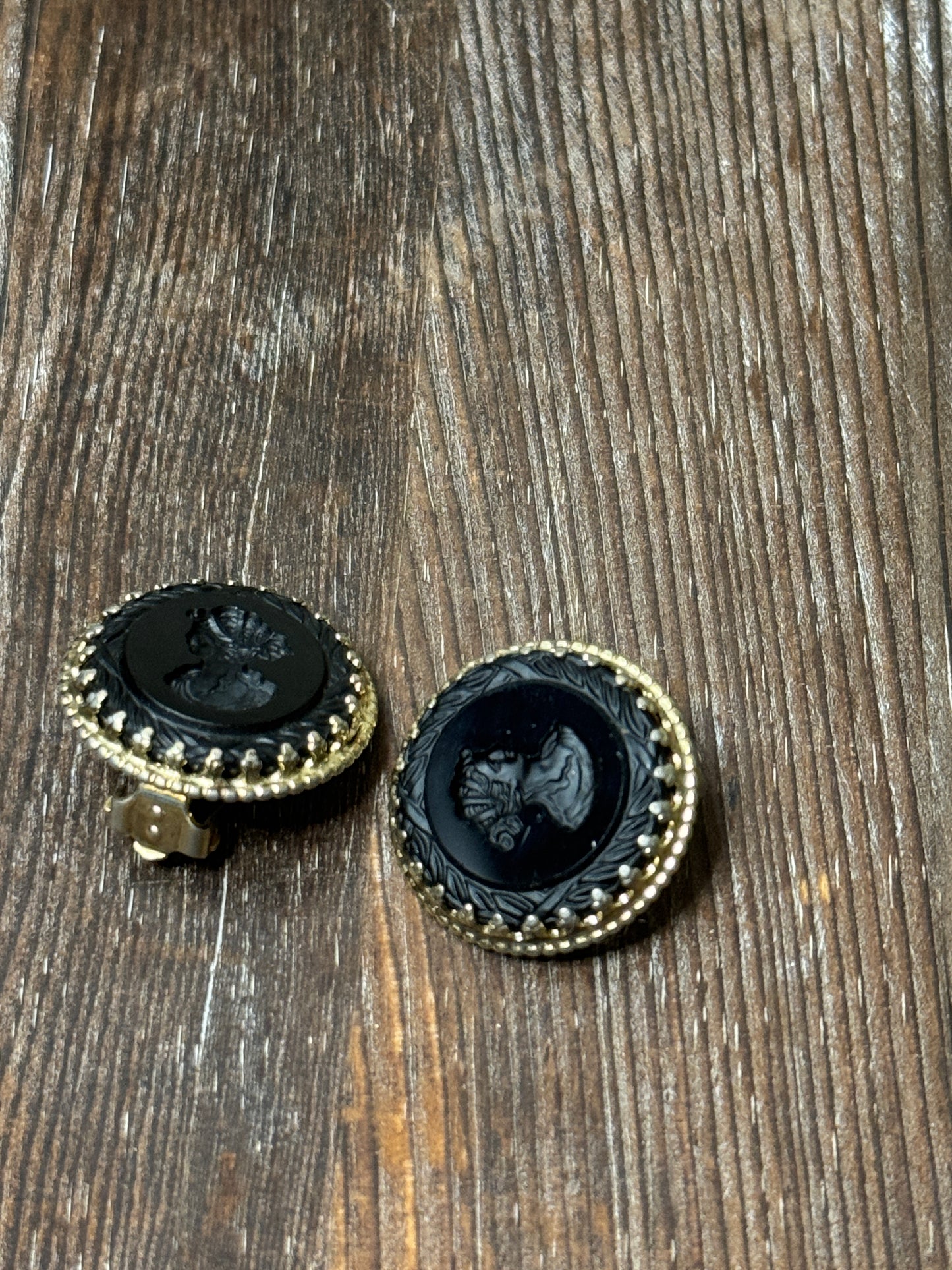 Vintage 1950s Whiting and Davis Black Cameo Clip-On Earrings