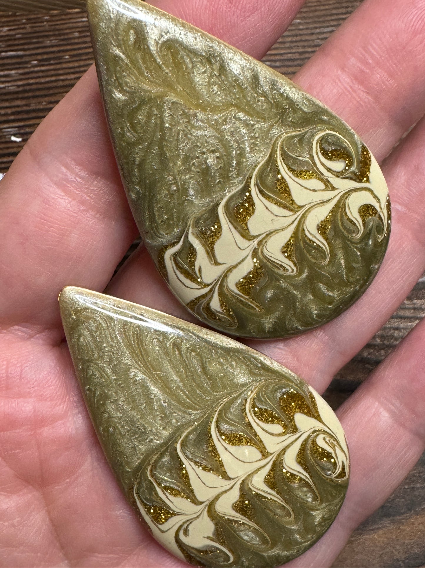 Vintage Gold Glitter Swirl Teardrop Earrings Clip On Large Statement