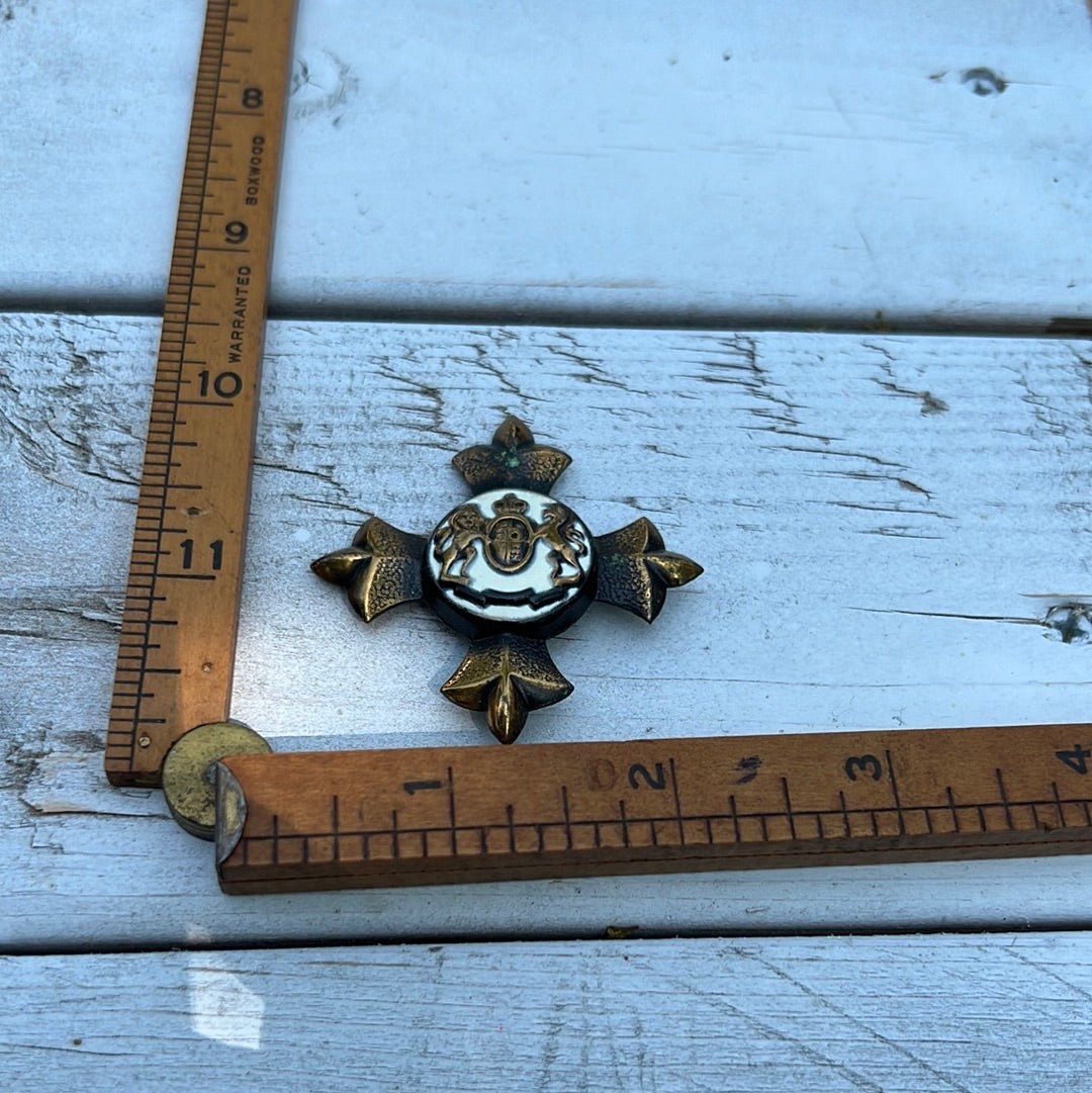 Vintage Crested Brooch - Dirty30 Vintage