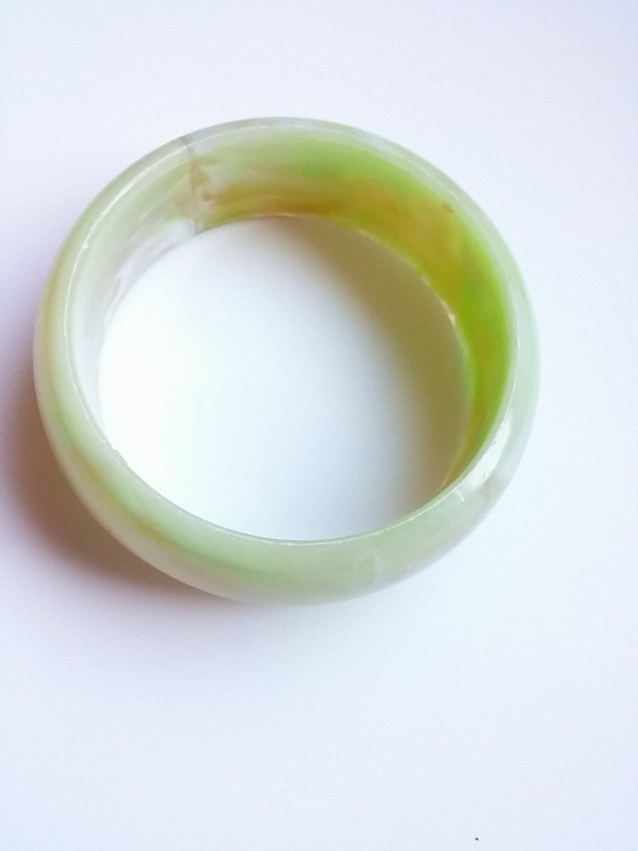 Green Tan Marble Plastic Bangle - Dirty30 Vintage