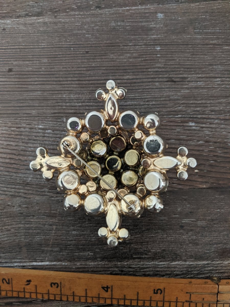 Rhinestone Brooch - a stunner! - Dirty30 Vintage