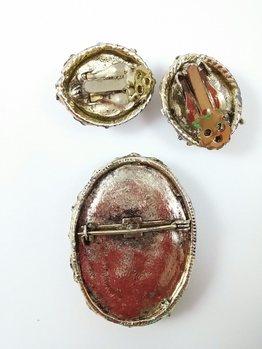 Vintage 50s 60s Chip Shell Demi Brooch and Clip Earrings - Dirty30 Vintage
