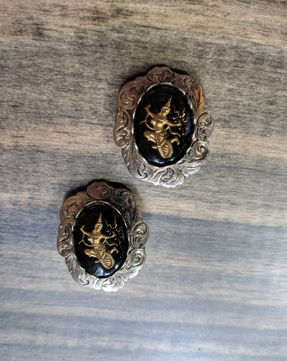 Vintage 60's Asian Inspired Clip Earrings - Dirty30 Vintage