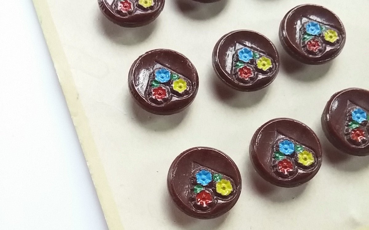 Vintage CZECH Buttons Round Shape Brown w/ Painted Flowers Set of 9 "Latest Style" Brand 1930s - Dirty30 Vintage