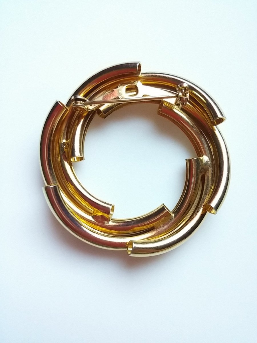 Vintage Tube Wreath Circle Brooch - Dirty30 Vintage