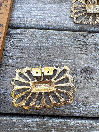 Vintage Gold Tone Filigree Shoe Clips - Ornate Art Deco Style Pair