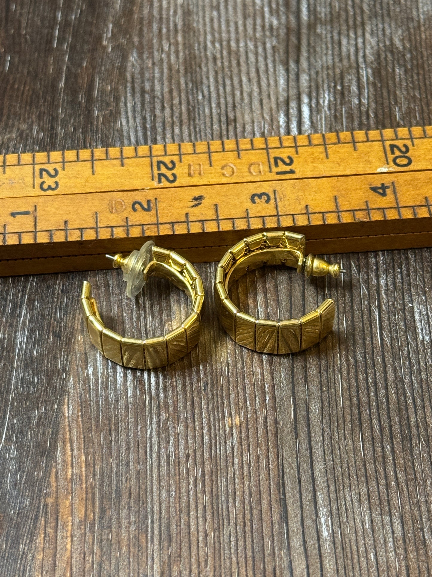 Vintage Gold-Tone Hinged Hoop Earrings