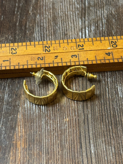 Vintage Gold-Tone Hinged Hoop Earrings