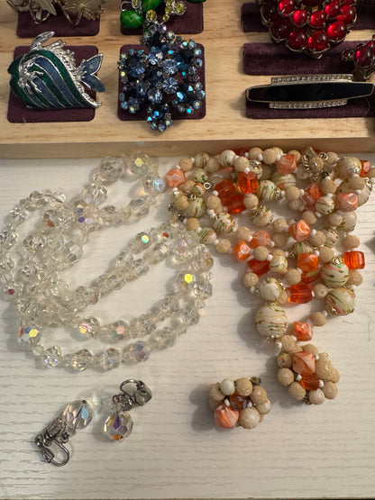 Vintage Wholesale Jewelry Lot 68 Pieces | Kramer Schreiner Carolee Jomaz Brooch | Reseller Wearable | 04