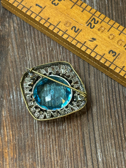 1950s Vintage Aqua Crystal Brooch - Excellent Condition