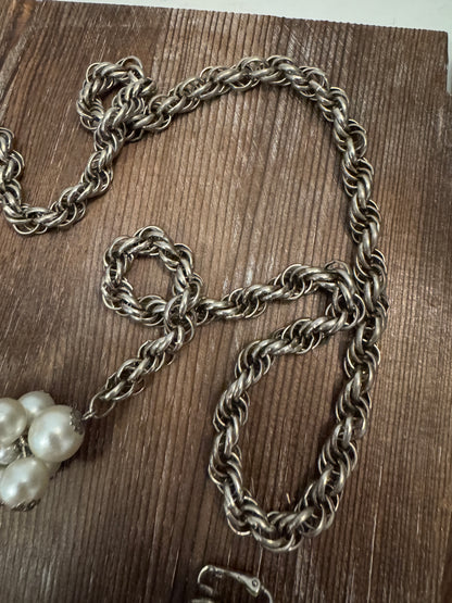 Vintage Faux Pearl Cluster Lariat Rope Chain Necklace Clip Earrings Married Set 1960s
