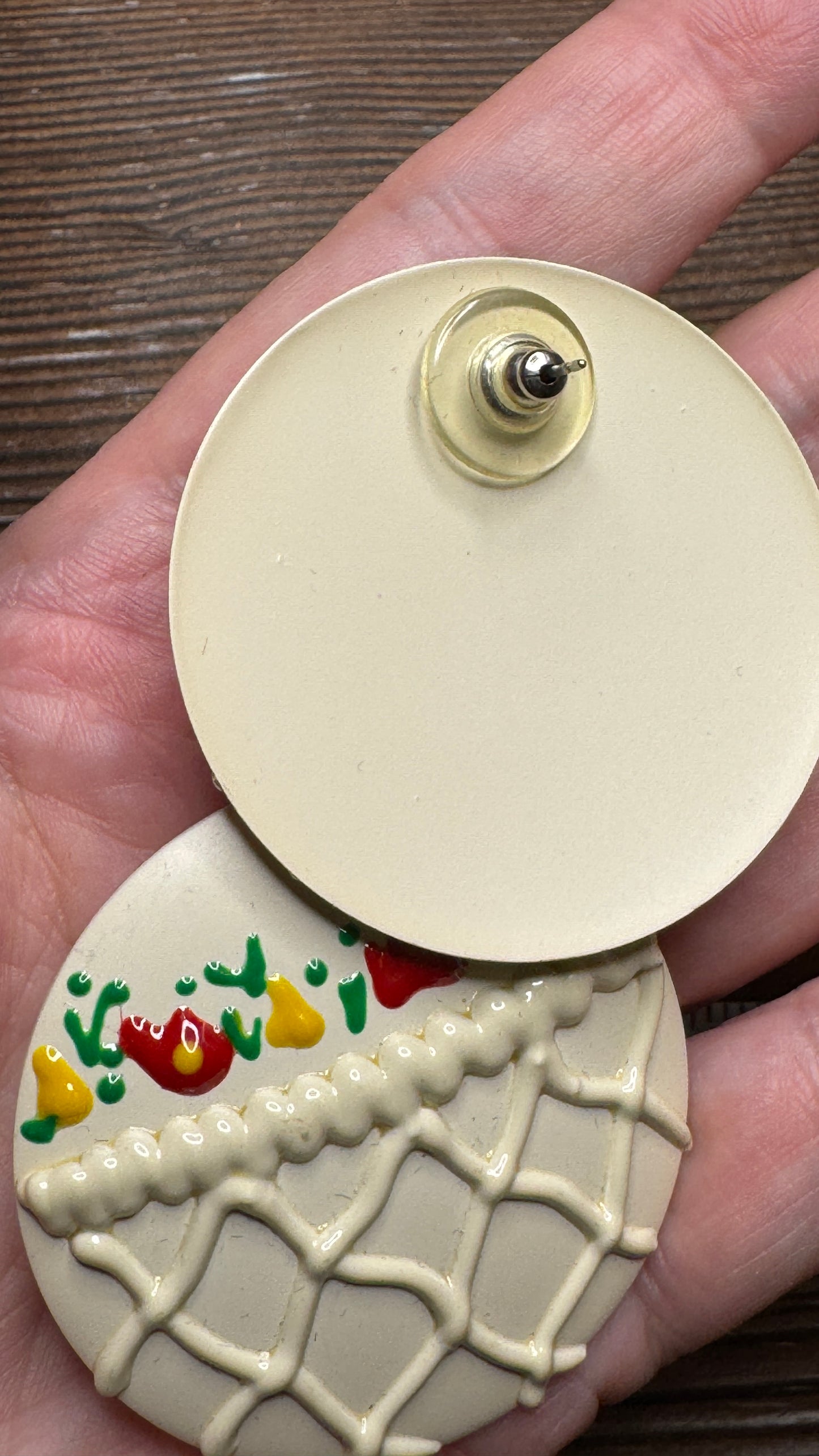 Vintage White Basket Flower Earrings Post Back Dimensional Spring