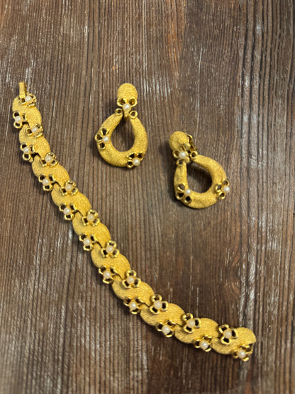 Crown Trifari Vintage Bracelet + Earrings