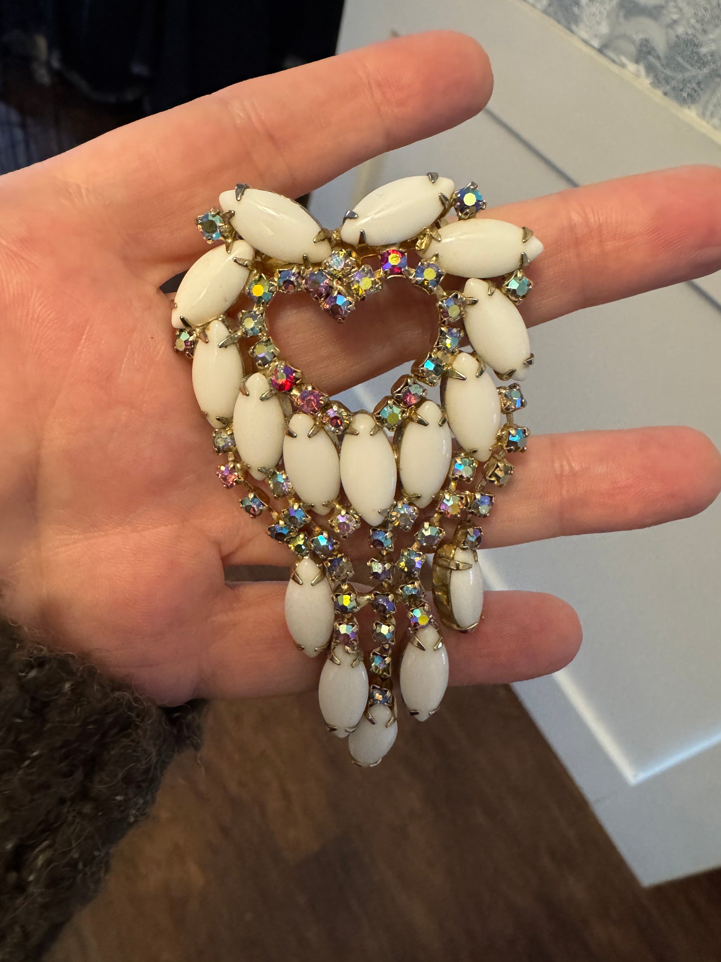 Vintage White Milk Glass AB Rhinestone Flower Brooch Earrings Set