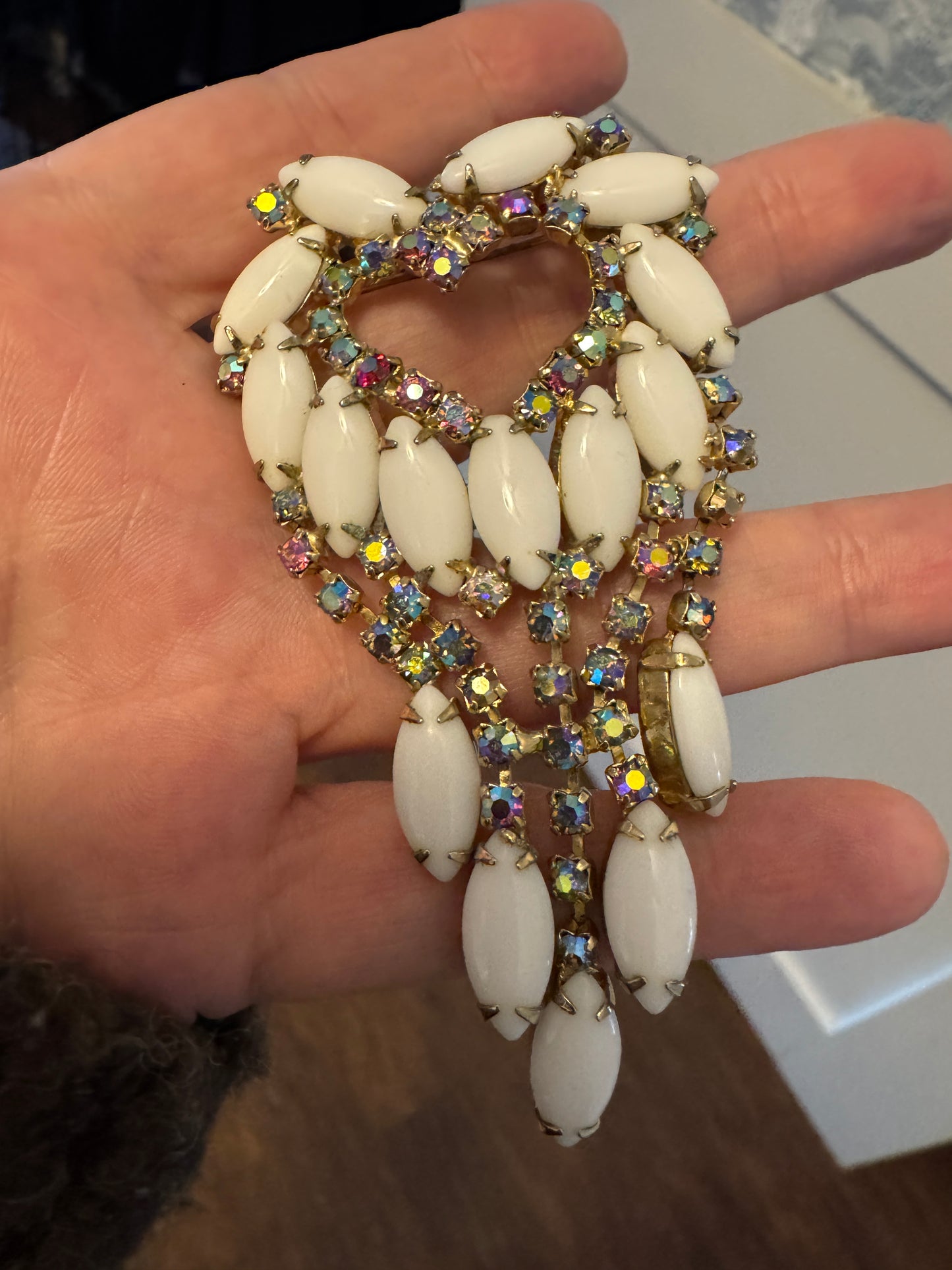 Vintage White Milk Glass AB Rhinestone Flower Brooch Earrings Set