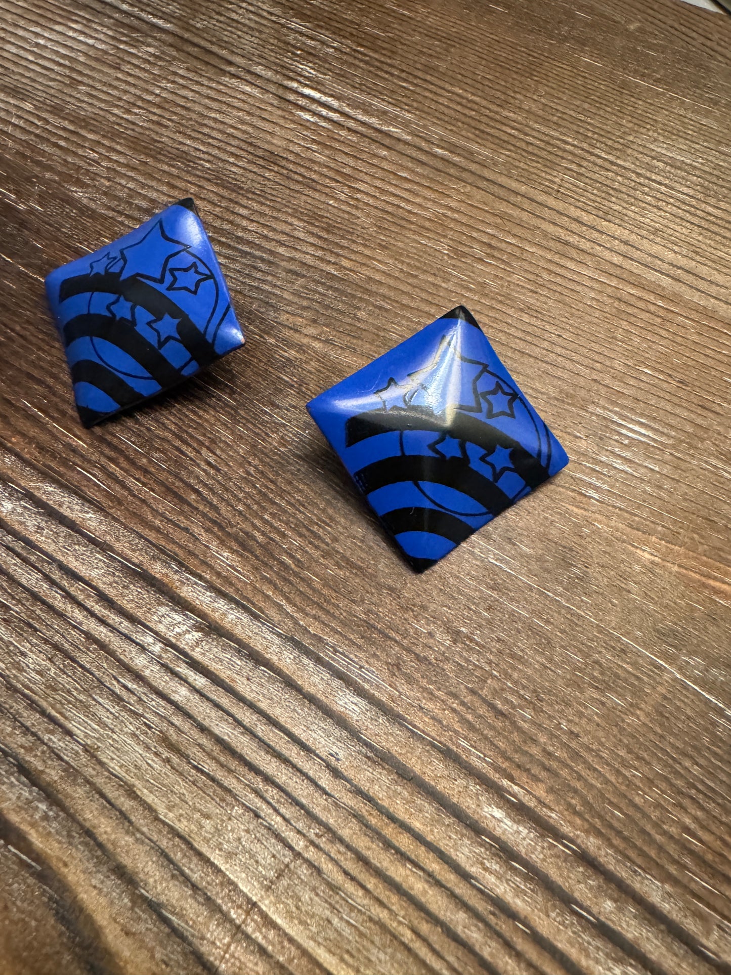 Vintage 1980s Blue & Black Square Earrings w Stars