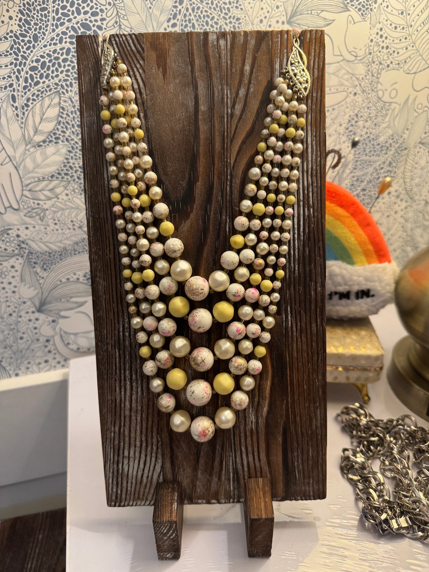 Vintage Multi Strand Pearl Bead Necklace Cream Yellow Pink 5 Strand