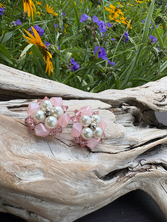 Gorgeous vintage earrings at Dirty30Vintage. Authentic vintage jewelry with character & style. Shop vintage earrings with fast shipping!