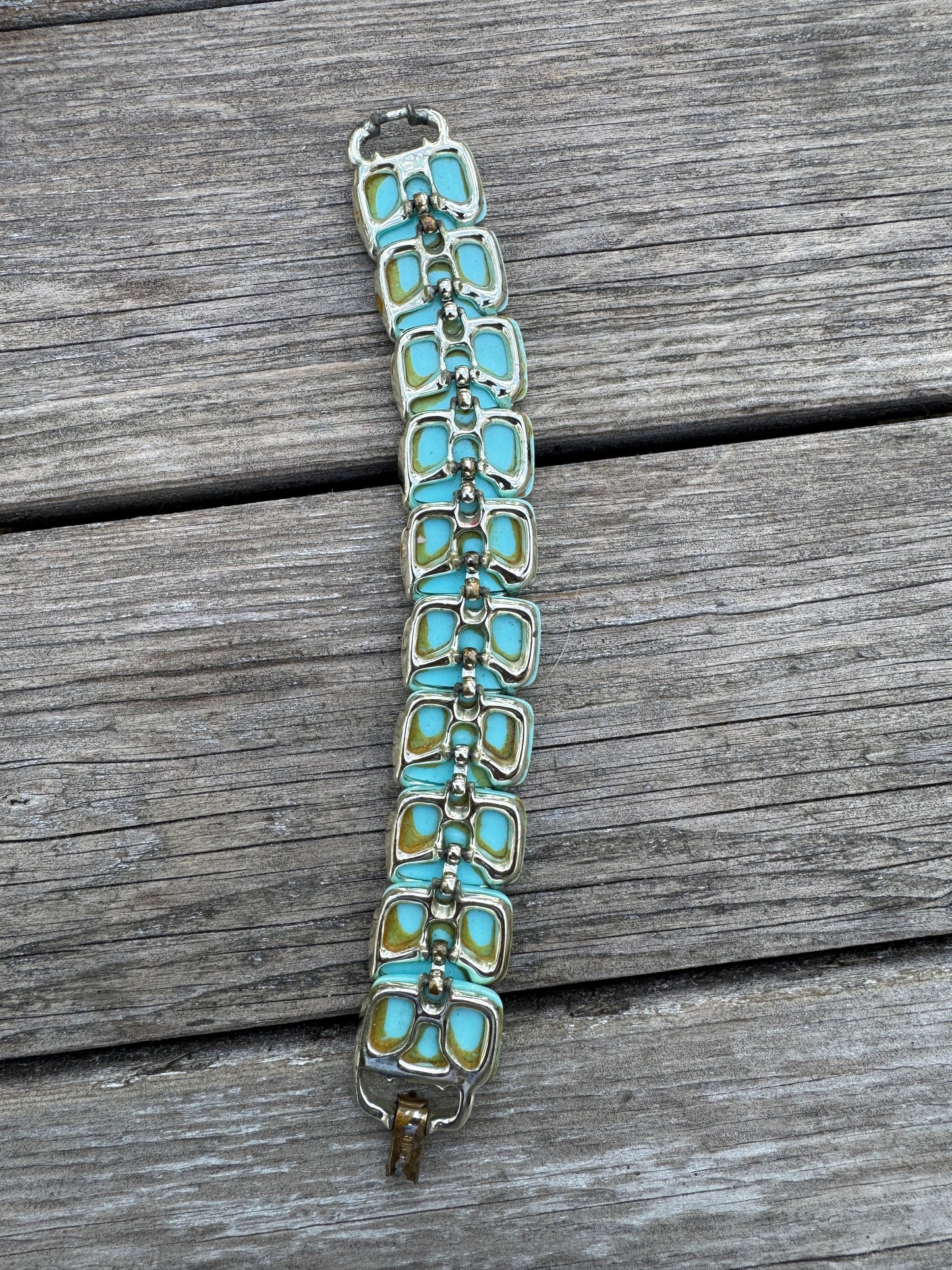 1960s Lisner Aqua Ribbed Vintage Bracelet with Silver Accents