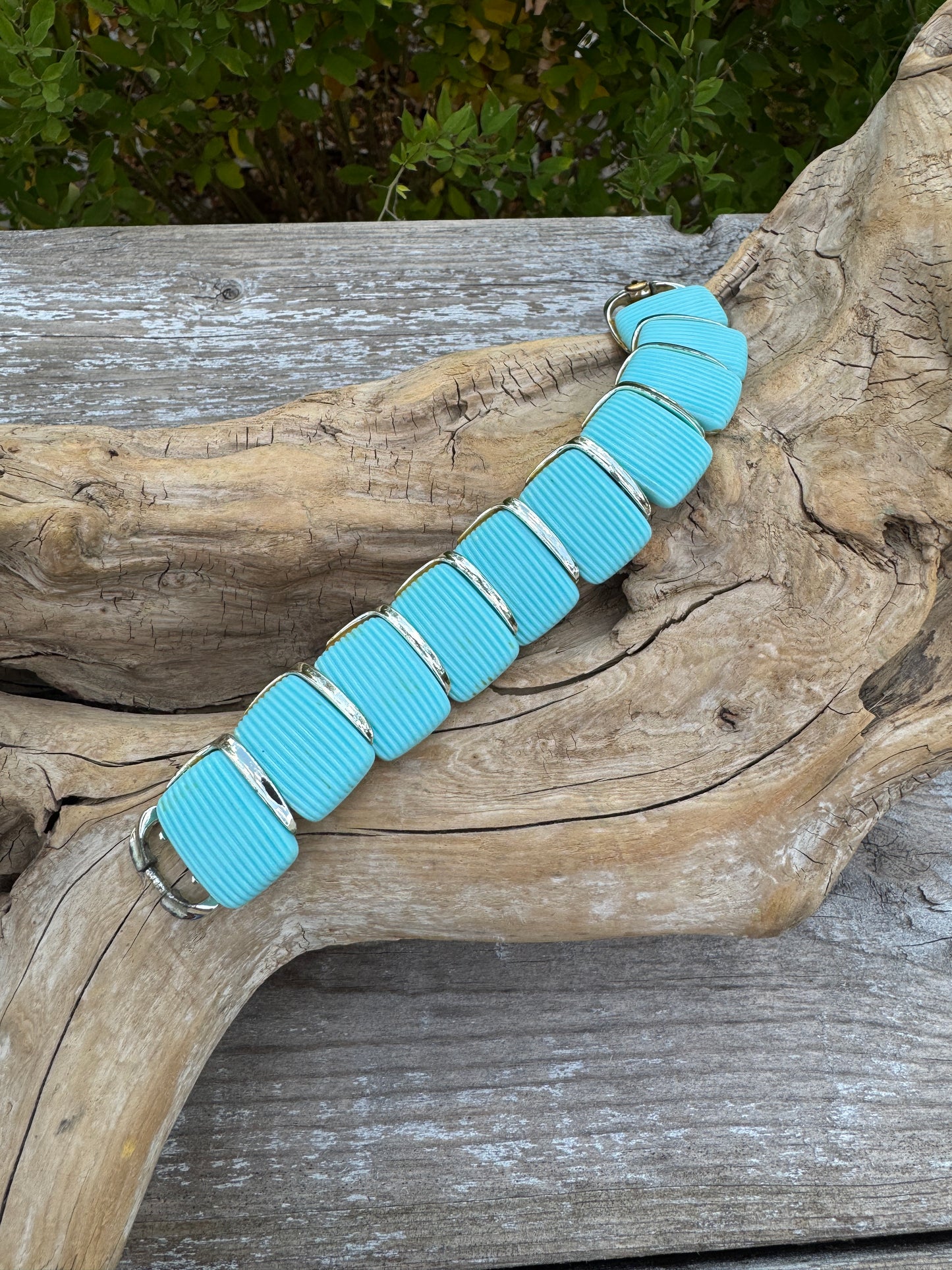 1960s Lisner Aqua Ribbed Vintage Bracelet with Silver Accents