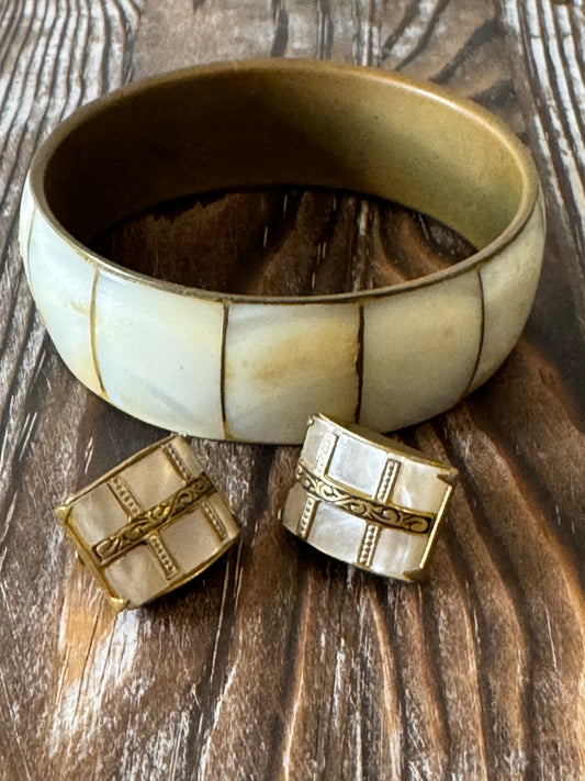 Vintage MOP Mother of Pearl Inlay Bangle Bracelet Clip Earrings Set Boho 70s