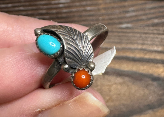 Vintage Sterling Silver Turquoise Coral Feather Ring SouthwesternSize 8.5