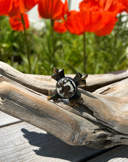Vintage Crested Brooch