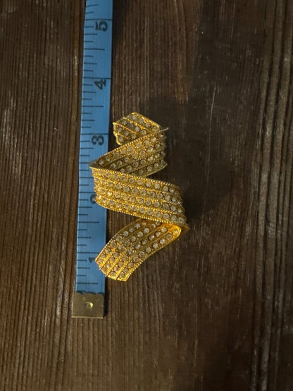 Ivana Trump Ribbon Brooch - Dirty30 Vintage