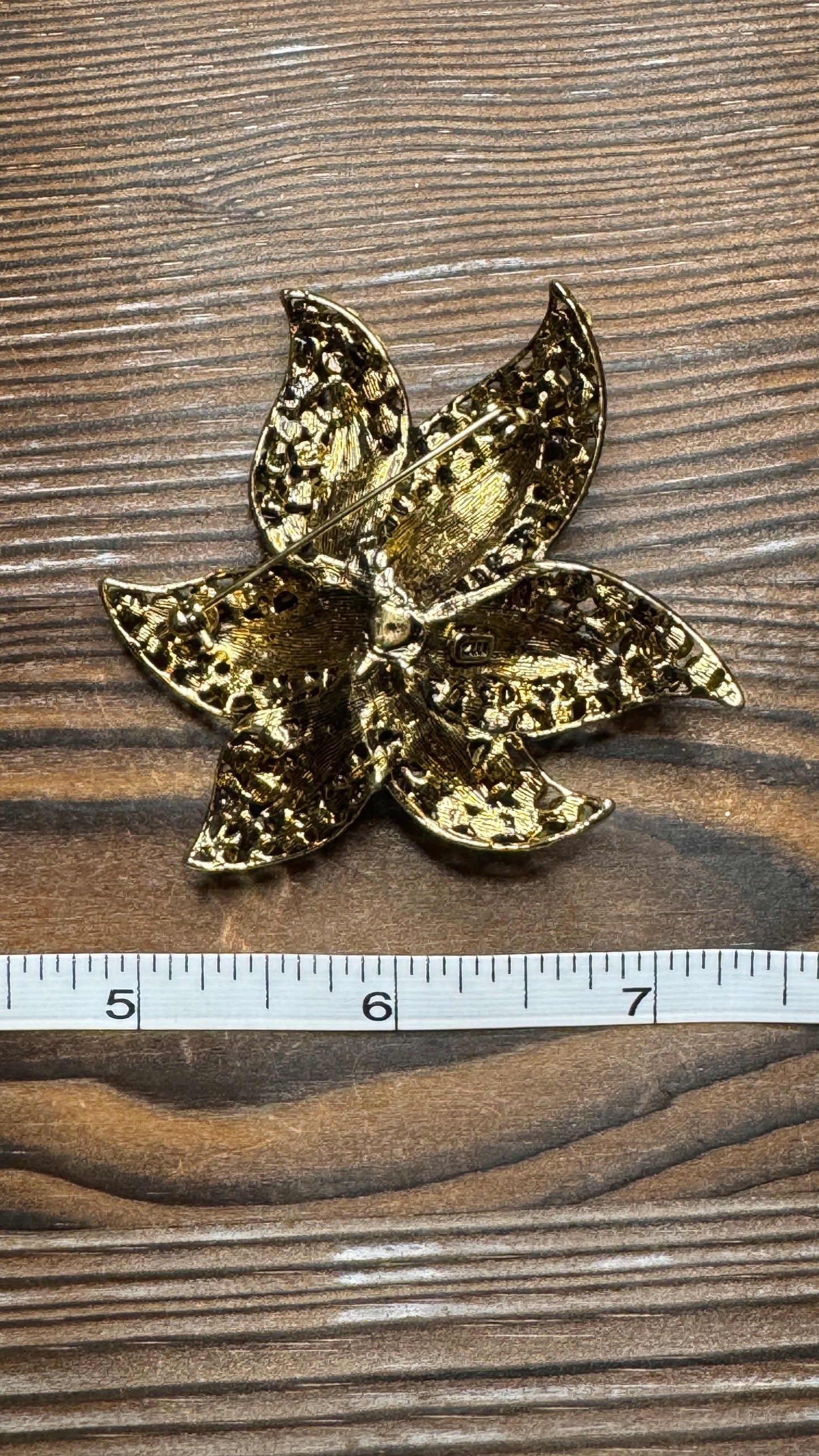 Vintage MZ Amber Topaz Rhinestone Leaf Brooch Pin Gold Tone Fall