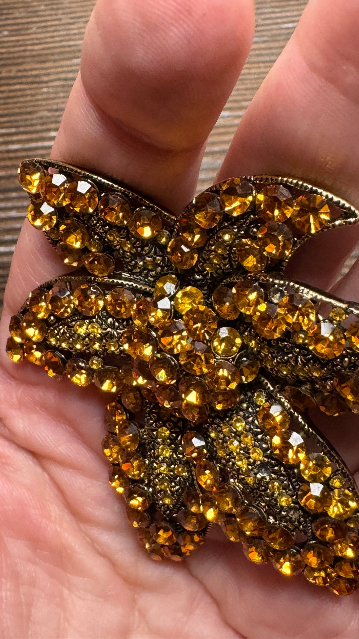 Vintage MZ Amber Topaz Rhinestone Leaf Brooch Pin Gold Tone Fall