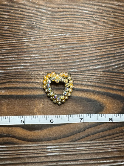 Vintage Pearl Aurora Borealis Rhinestone Wreath Brooch Pin Circle