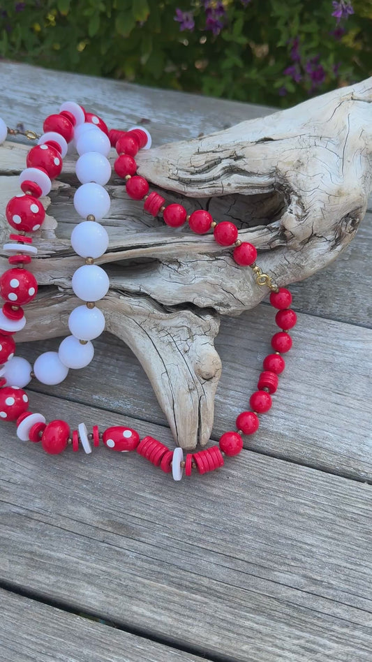 Playful Vintage Coordinated Beaded Necklace Set in Red & White