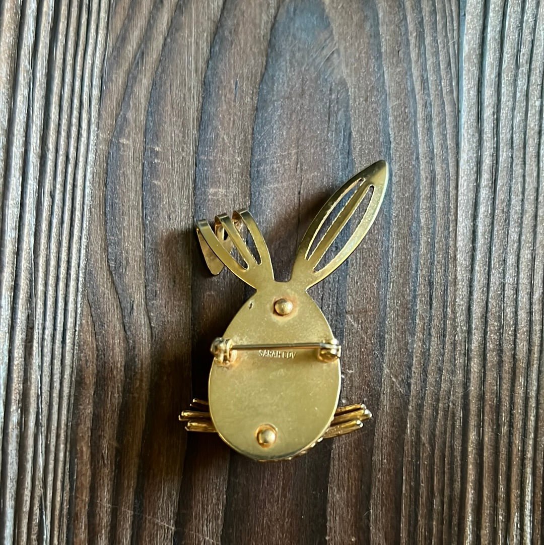 Sarah Coventry Bunny Brooch - Dirty30 Vintage
