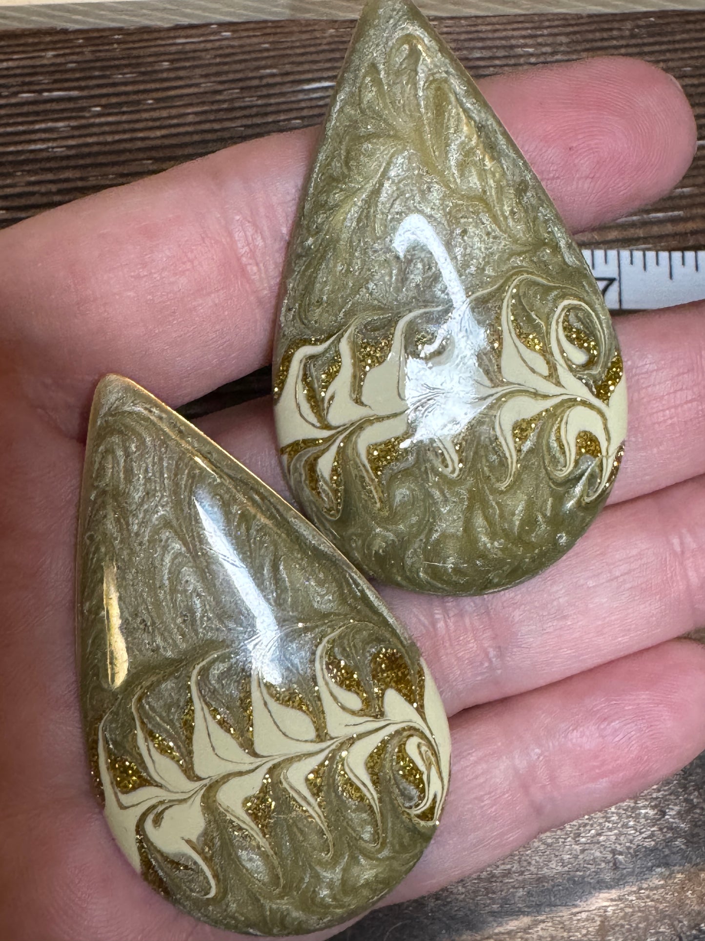 Vintage Gold Glitter Swirl Teardrop Earrings Clip On Large Statement