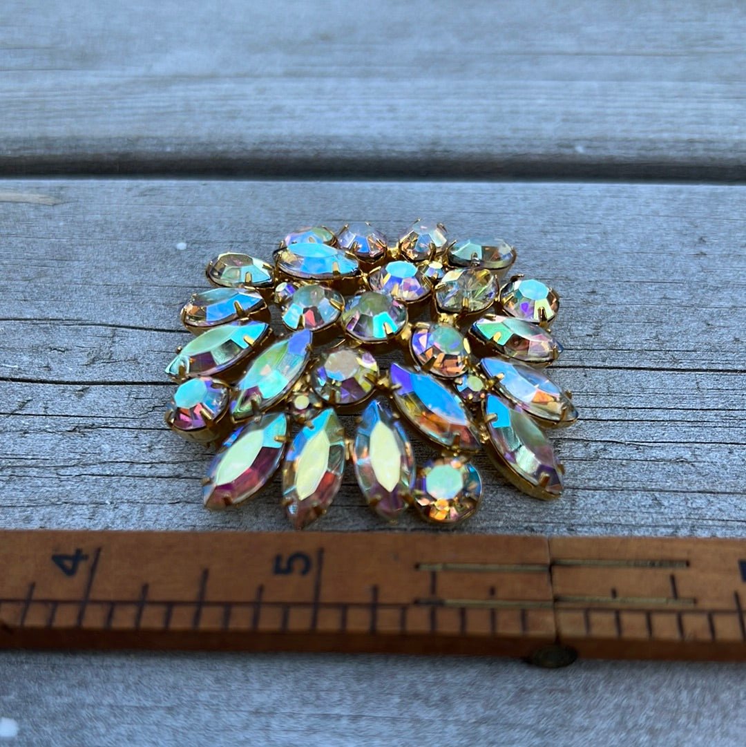 Vintage Brooch - Dirty30 Vintage