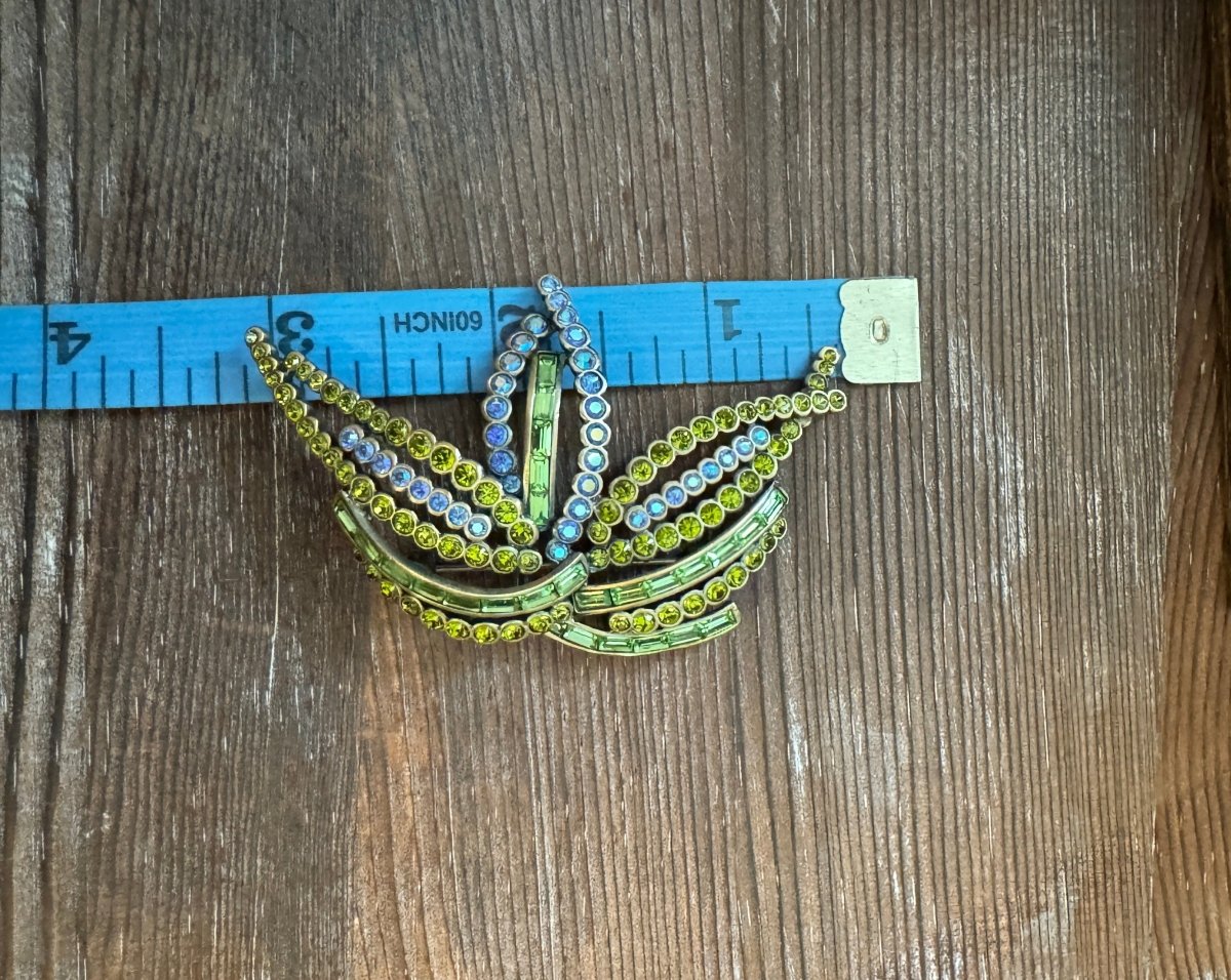 Vintage Butler Brooch - Dirty30 Vintage
