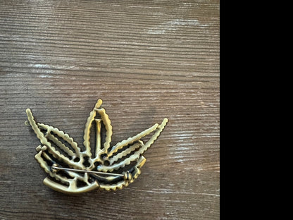 Vintage Butler Brooch - Dirty30 Vintage