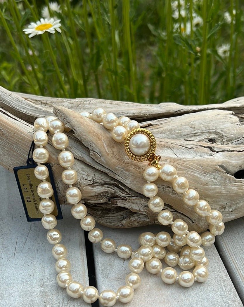 Vintage Carolee Double Strand Faux Pearl - Dirty30 Vintage