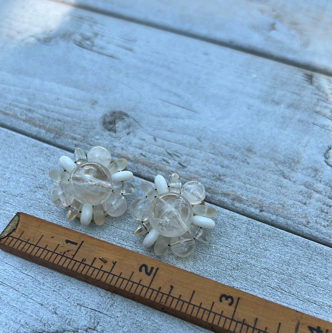 Vintage Clip Earrings - Dirty30 Vintage