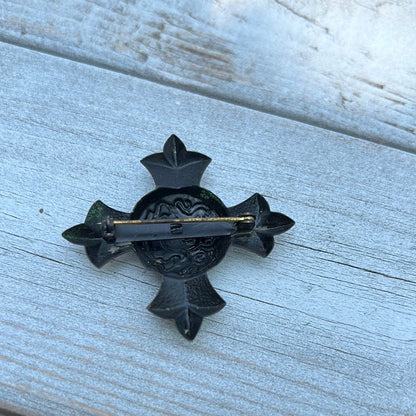 Vintage Crested Brooch - Dirty30 Vintage