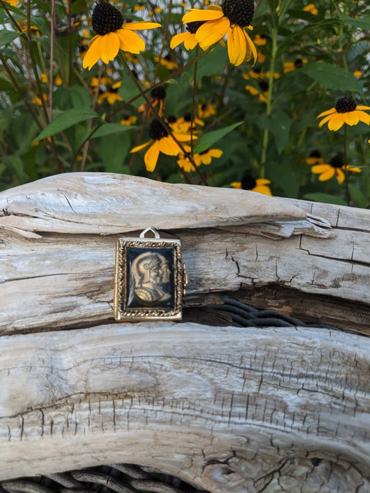 Vintage Locket - Expandable - Dirty30 Vintage
