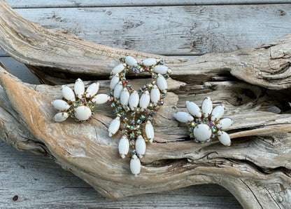 Vintage Milk Glass Open Heart Brooch + Earrings - Dirty30 Vintage