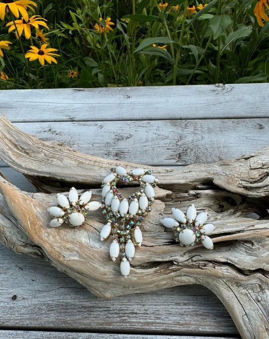 Vintage Milk Glass Open Heart Brooch + Earrings - Dirty30 Vintage