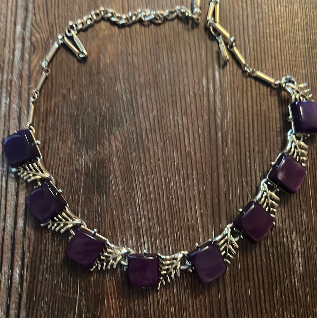 Vintage Purple Thermoset Necklace - Dirty30 Vintage