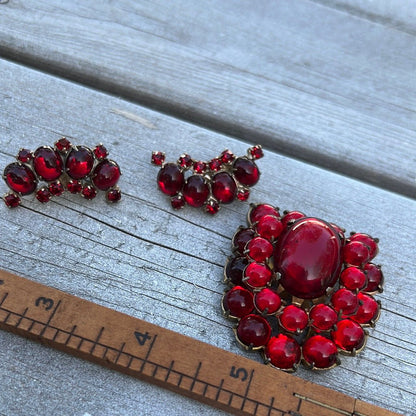 Vintage Red Beaded Dress Clip and Earring Set - Dirty30 Vintage